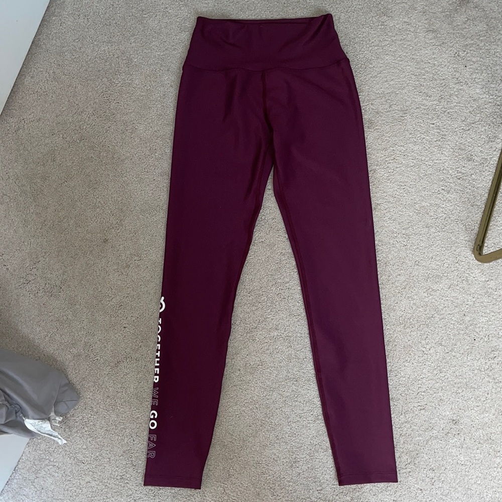 Highly sought after peloton leggings!